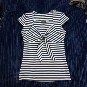 Rock steady blue striped top!
